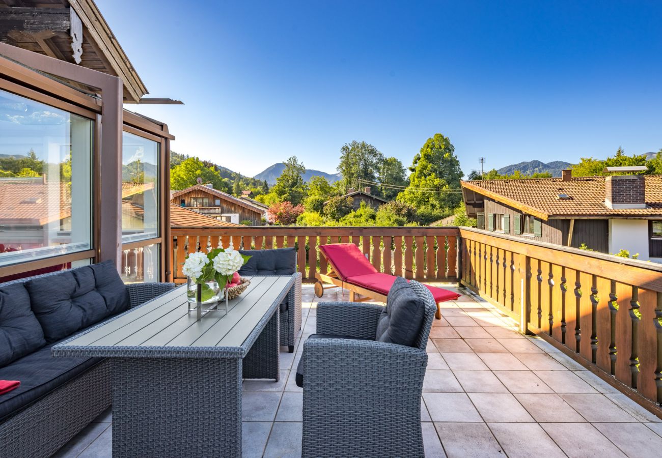 Apartment in Gmund am Tegernsee - Ferienwohnung Tegernsee-Blick mit Bergblick